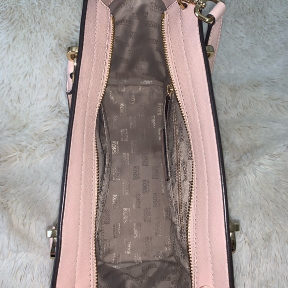 Pink Michael Kors Purse - Picture 6 of 7